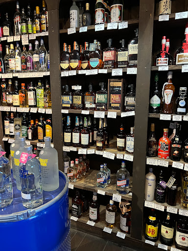 Liquor Store «Banner Wines & Liquors», reviews and photos, 66 N Main St, Norwalk, CT 06854, USA