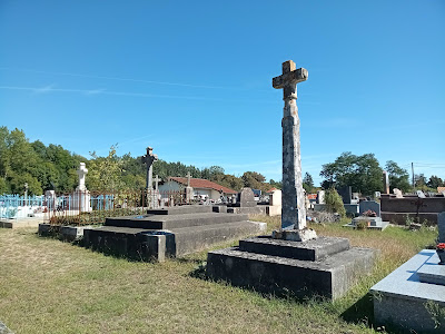 Cimetiere à Ayguemorte-les-Graves