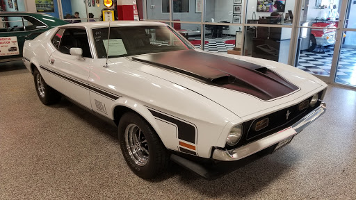 Used Car Dealer «PM Standley Motorcars», reviews and photos, 1835 Forms Dr #120, Carrollton, TX 75006, USA