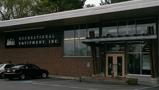 Camping Store «REI», reviews and photos, 279 Salem St, Reading, MA 01867, USA