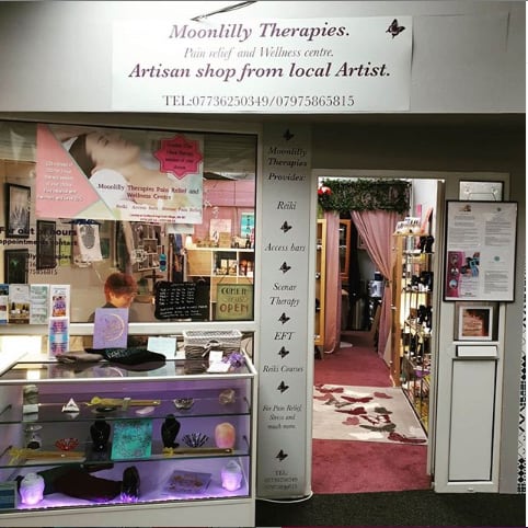 Reviews of Moonlilly Therapies Pain Relief & Wellness Centre in Swindon - Counselor