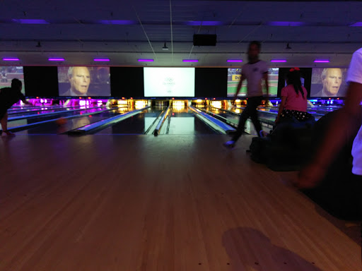 Bowling Alley «AMF Cerritos Lanes», reviews and photos, 18811 Carmenita Rd, Cerritos, CA 90703, USA