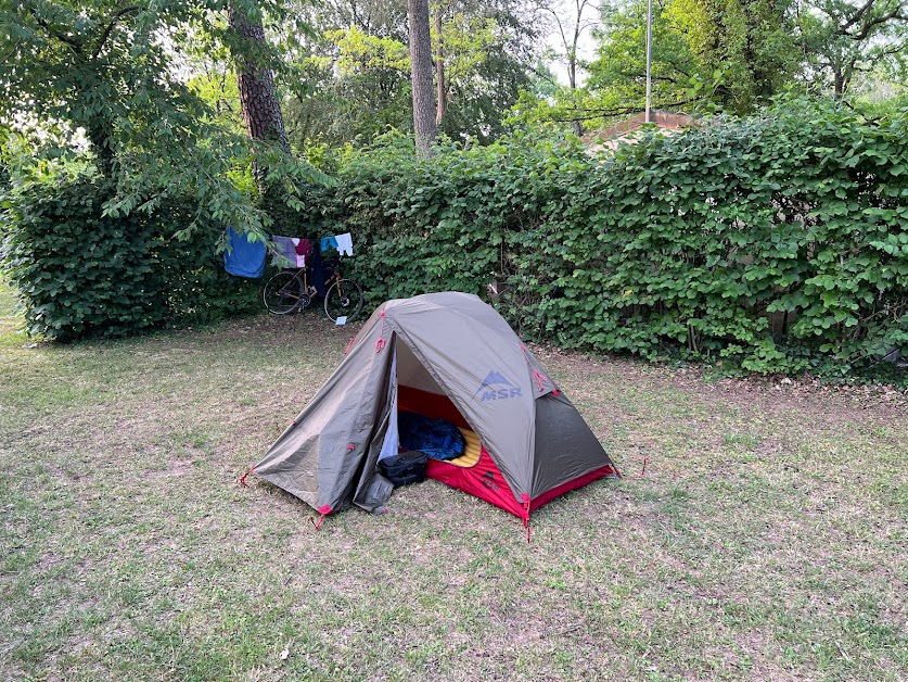 camping d'autruy sur juine à Autruy-sur-Juine