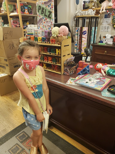 Toy Store «Building Blocks Toy Store», reviews and photos, 2130 W Division St, Chicago, IL 60622, USA