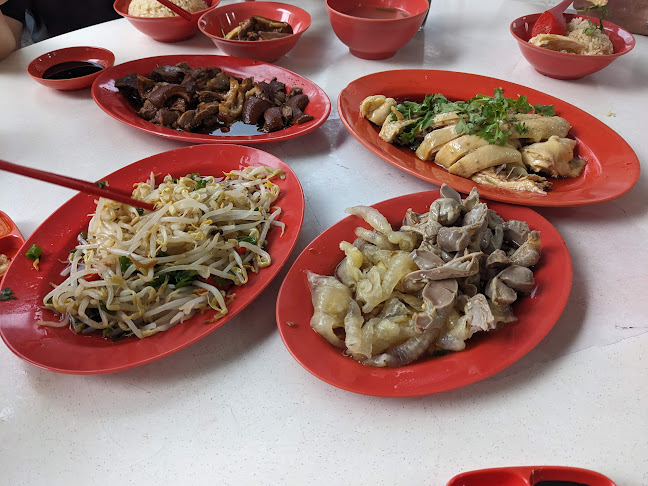 Ratings and reviews of Lao Wang Kampong Bean Sprout Chicken Rice Hor Fun