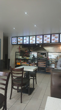 Atmosphère du Restaurant turc Kebab Durum time à Épinay-sur-Seine - n°9