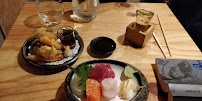 Sashimi du Restaurant japonais authentique Izakaya Joyi à Nantes - n°13