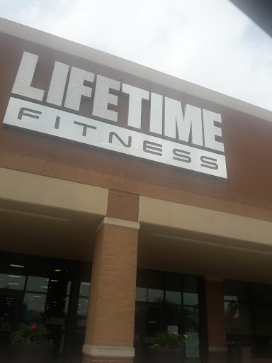 Gym «Life Time Fitness», reviews and photos, 3419 Trinity Mills Rd, Dallas, TX 75287, USA