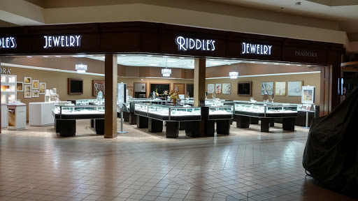 Shopping Mall «River Hills Mall», reviews and photos, 1850 Adams St, Mankato, MN 56001, USA