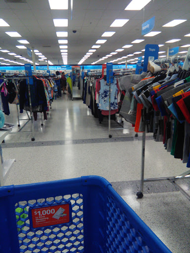 Clothing Store «Ross Dress for Less», reviews and photos, 7612 Denton Hwy, Watauga, TX 76148, USA