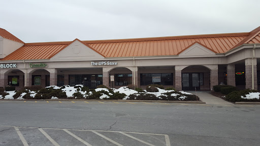 Shipping and Mailing Service «The UPS Store», reviews and photos, 1131 Tolland Turnpike O, Manchester, CT 06042, USA