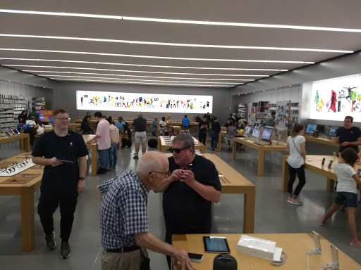Computer Store «Apple Washington Square», reviews and photos, 9585 SW Washington Square Rd, Tigard, OR 97223, USA