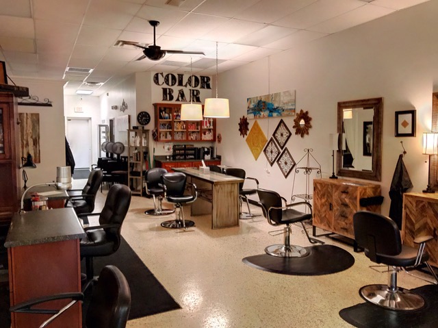 Gracie's Salon 48316