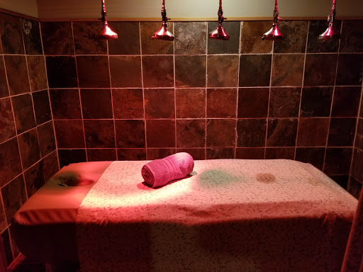 Massage Therapist «Caring Hands Massage & Spa», reviews and photos, 427 Vermillion St, Hastings, MN 55033, USA