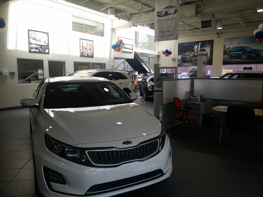 Kia Dealer «York KIA of Medford», reviews and photos, 60 Mystic Ave, Medford, MA 02155, USA