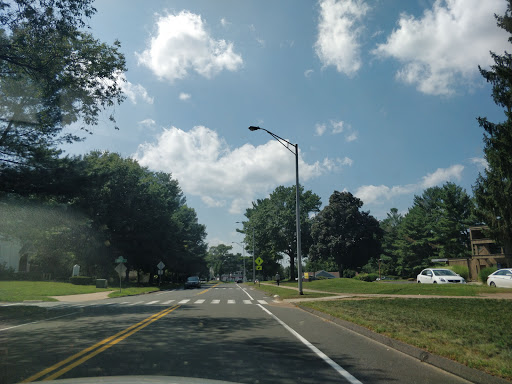 Shopping Mall «Glen Lochen Mall», reviews and photos, 39 New London Turnpike, Glastonbury, CT 06033, USA