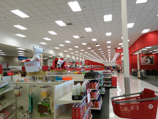 Department Store «Target», reviews and photos, 111 Pioneer Trail, Chaska, MN 55318, USA