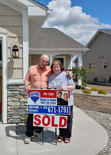 Real Estate Agents «Re/Max Bay City MI», reviews and photos