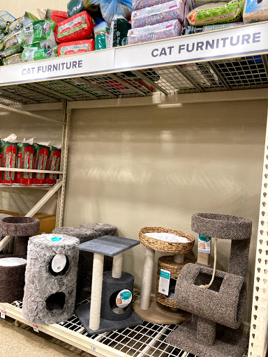 Pet Supply Store «PetSmart», reviews and photos, 400 Universal Dr N, North Haven, CT 06473, USA
