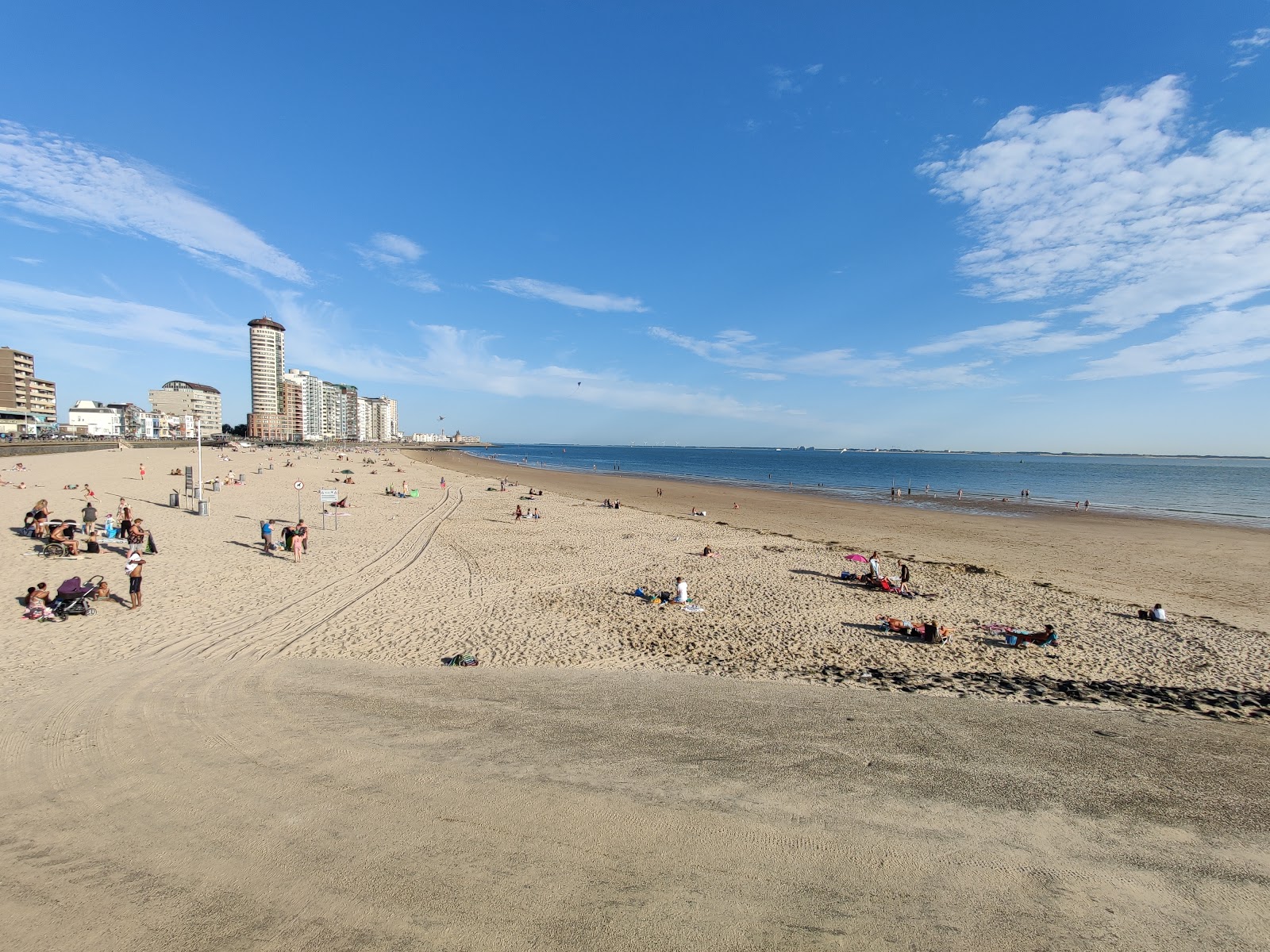 Foto van Strand Vlissingen met grijs fijn zand oppervlakte