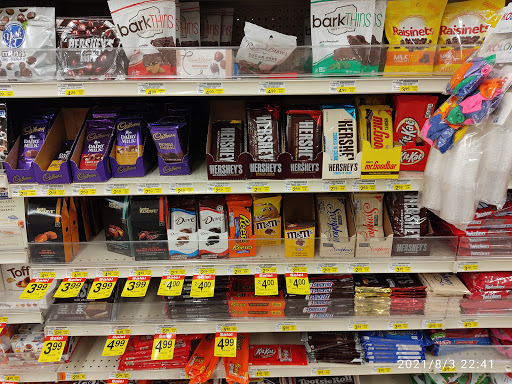 Grocery Store «Jewel-Osco», reviews and photos, 819 S Elmhurst Rd, Des Plaines, IL 60016, USA