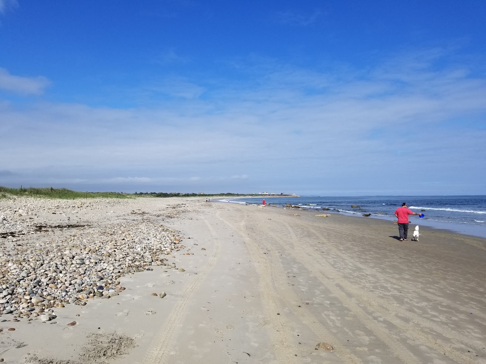 Φωτογραφία του South Shore Beach με ψιλή άμμος και βότσαλο επιφάνεια