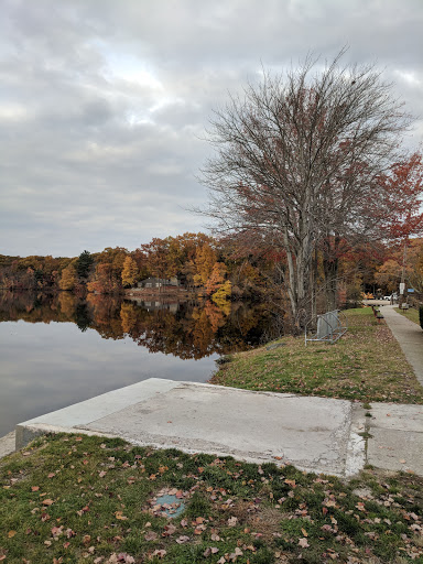 Memorial Park «Governor John Notte Memorial Park», reviews and photos, 1801 Douglas Ave, North Providence, RI 02904, USA