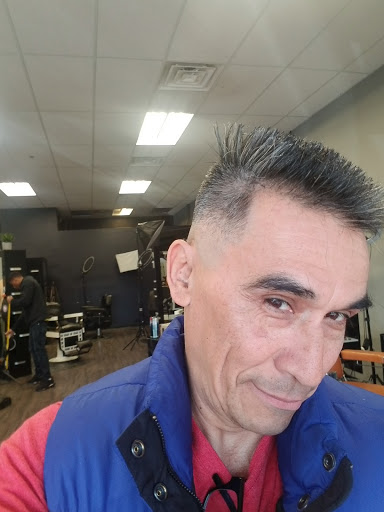 Barber Shop «Elite Barbers Lounge», reviews and photos, 18 S Larkin Ave Unit 1, Joliet, IL 60436, USA