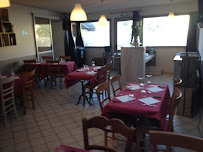 Atmosphère du Restaurant français Le Trot Restaurant PMU à Trévières - n°12