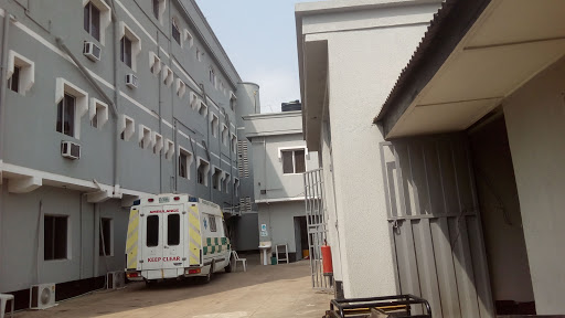 Muskat Hospital, Abbi St, Ojo, Lagos, Nigeria, Doctor, state Lagos