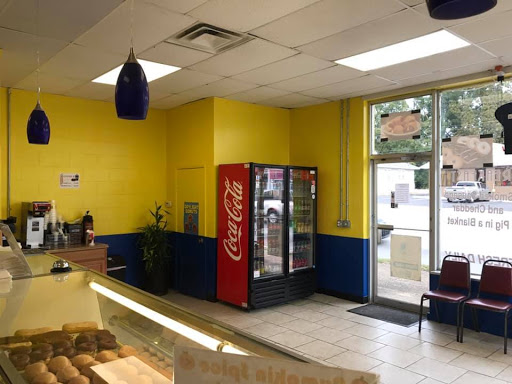 Donut Shop «Daylight Donuts», reviews and photos, 1400 Quintard Ave, Anniston, AL 36201, USA