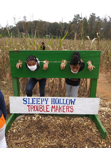 Christmas Tree Farm «Sleepy Hollow Farm & Escape Woods», reviews and photos, 628 Sleepy Hollow Rd, Powder Springs, GA 30127, USA