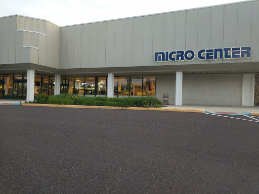 Electronics Store «Micro Center», reviews and photos, 550 Lancaster Ave, St Davids, PA 19087, USA