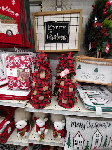 Discount Store «Big Lots», reviews and photos, 2260 MacArthur Dr, Orange, TX 77630, USA