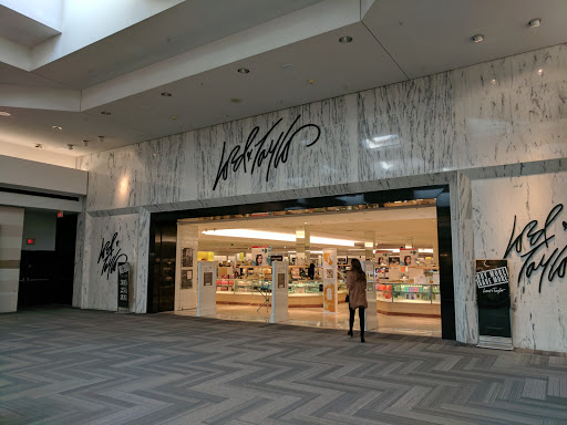 Lord & Taylor, 5 Woodfield Mall, Schaumburg, IL 60173, USA, 