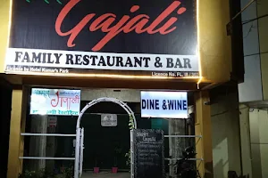 Assal Gajali Family Restaurant & Bar image