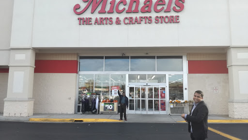 Craft Store «Michaels», reviews and photos, 3940 28th St SE, Grand Rapids, MI 49512, USA