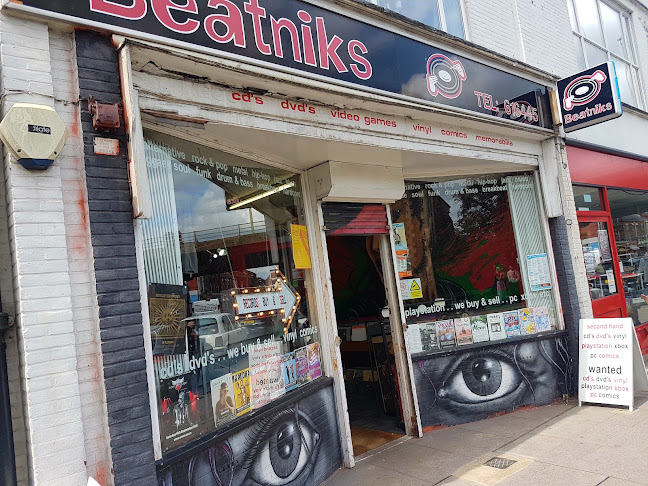 Beatniks - Music store