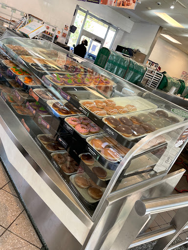 Bakery «Krispy Kreme Doughnuts», reviews and photos, 16415 NW Cornell Rd, Beaverton, OR 97006, USA