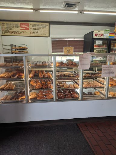 Donut Shop «Donut Wheel», reviews and photos, 10250 N De Anza Blvd, Cupertino, CA 95014, USA