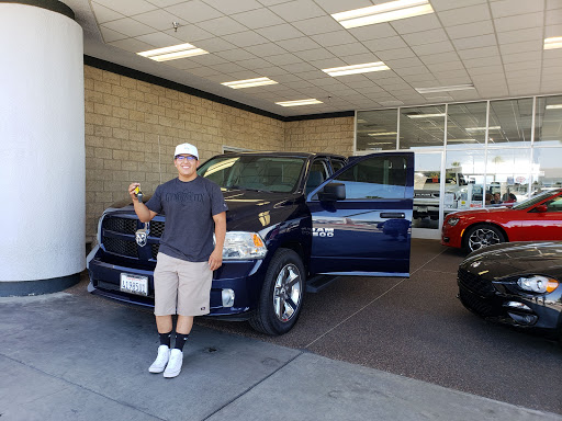 Car Dealer «Hunter Dodge Chrysler Jeep Ram», reviews and photos, 1130 Auto Mall Dr, Lancaster, CA 93534, USA