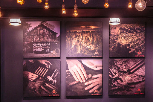 Tobacco Shop «Casa de Montecristo», reviews and photos, 1730 L St NW, Washington, DC 20036, USA