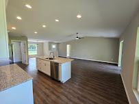 Southern Hospitality Real Estate & Construction - Photo 5 - Car repair in Winter Haven, FL, Winter Haven