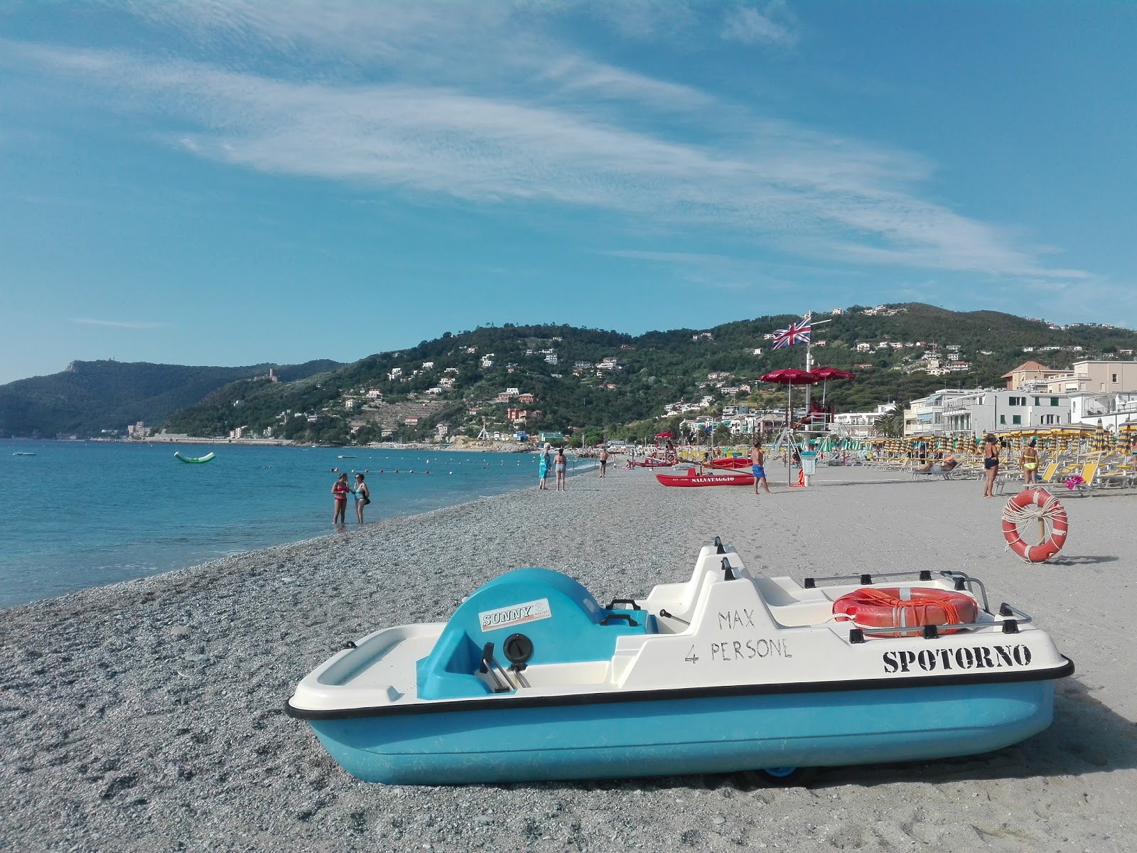 Photo de Spotorno beach - endroit populaire parmi les connaisseurs de la détente