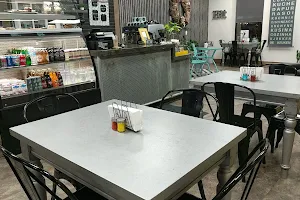 d'Lish Kitchen Cafe image