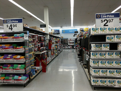 Department Store «Walmart Supercenter», reviews and photos, 2897 Veterans Memorial Pkwy, St Charles, MO 63303, USA