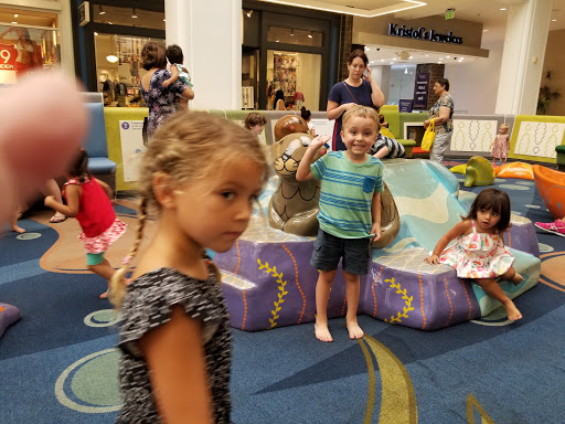 Shopping Mall «Westfield Fashion Square», reviews and photos, 14006 Riverside Dr, Sherman Oaks, CA 91423, USA