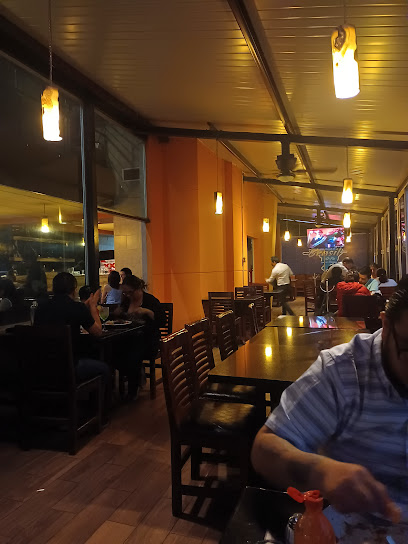 La Fortaleza de Brasil restaurante de espadas - C. Miguel Hidalgo 229, Centro, 76807 San Juan del Río, Qro., Mexico