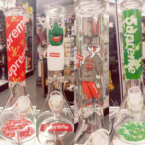 Tobacco Shop «Cedars Smoke Shop», reviews and photos, 17 Faunce Corner Rd, North Dartmouth, MA 02747, USA