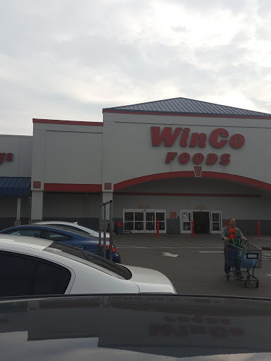 Supermarket «WinCo Foods», reviews and photos, 2200 Plaza Pkwy, Modesto, CA 95350, USA